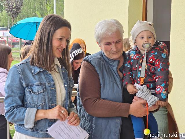 foto/DV Kockavica proslavio 17 godina i projektom kockavice završio put do eko vrtića (33)