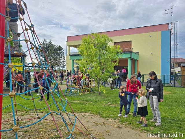 foto/DV Kockavica proslavio 17 godina i projektom kockavice završio put do eko vrtića (51)