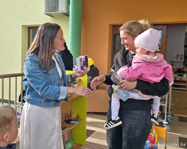 foto/DV Kockavica proslavio 17 godina i projektom kockavice završio put do eko vrtića (56)