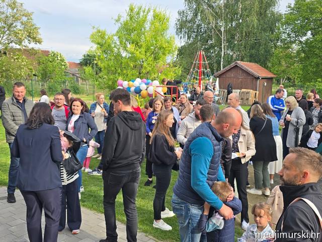 foto/DV Kockavica proslavio 17 godina i projektom kockavice završio put do eko vrtića (59)