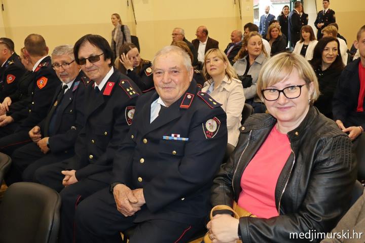 foto/Monografija-DVD-Sveta-Marija-13