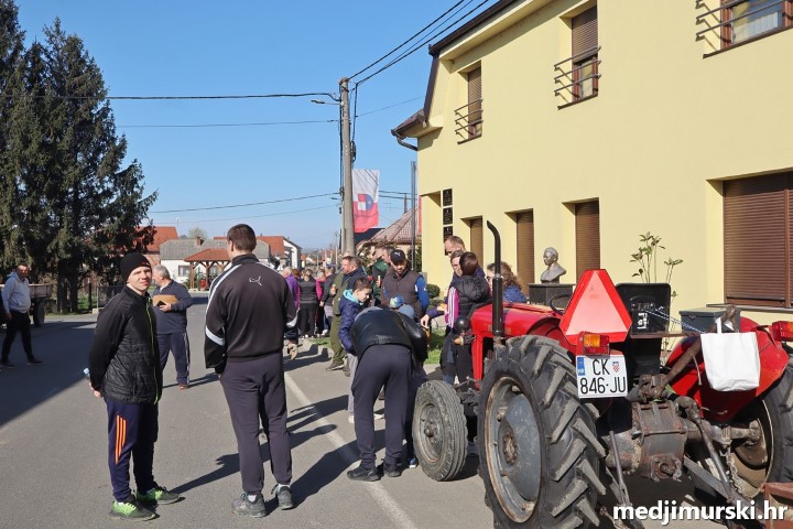 foto/Više od 100 volontera čistilo okoliš u Općini Sveta Marija (10)