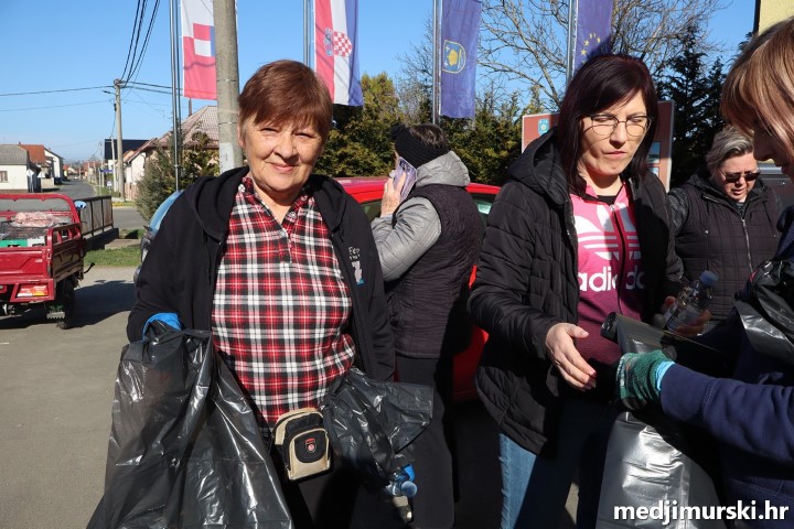 foto/Više od 100 volontera čistilo okoliš u Općini Sveta Marija (45)