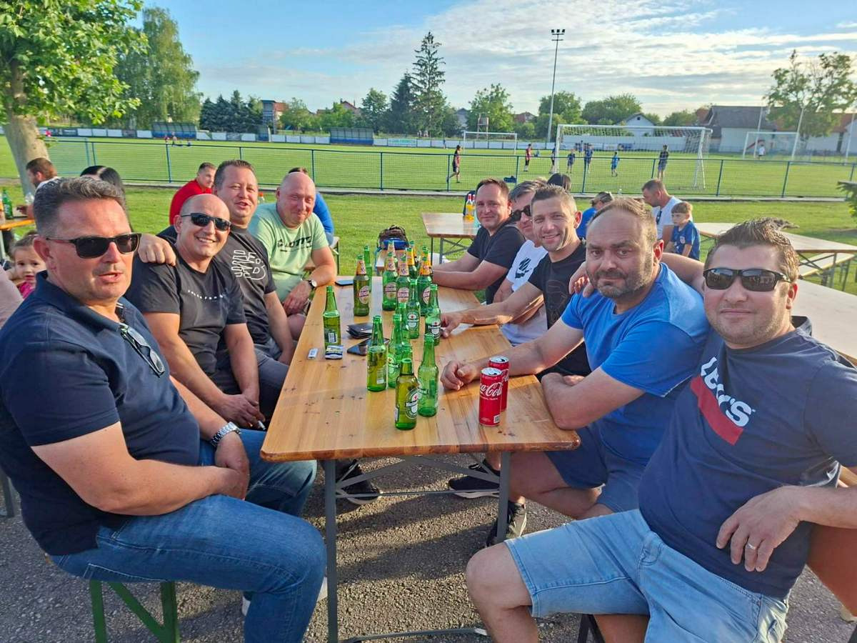 foto/Zvarsno-druzenje-SN-Donje-Medimu(21)