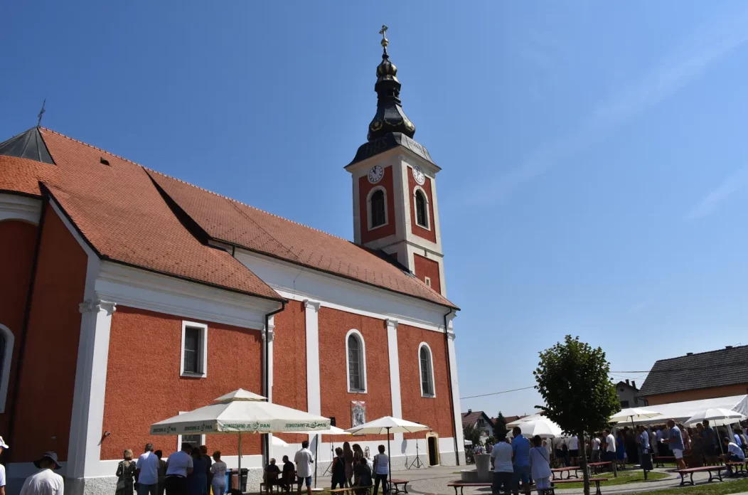 sveta-misa-velika-gospasveta-mar